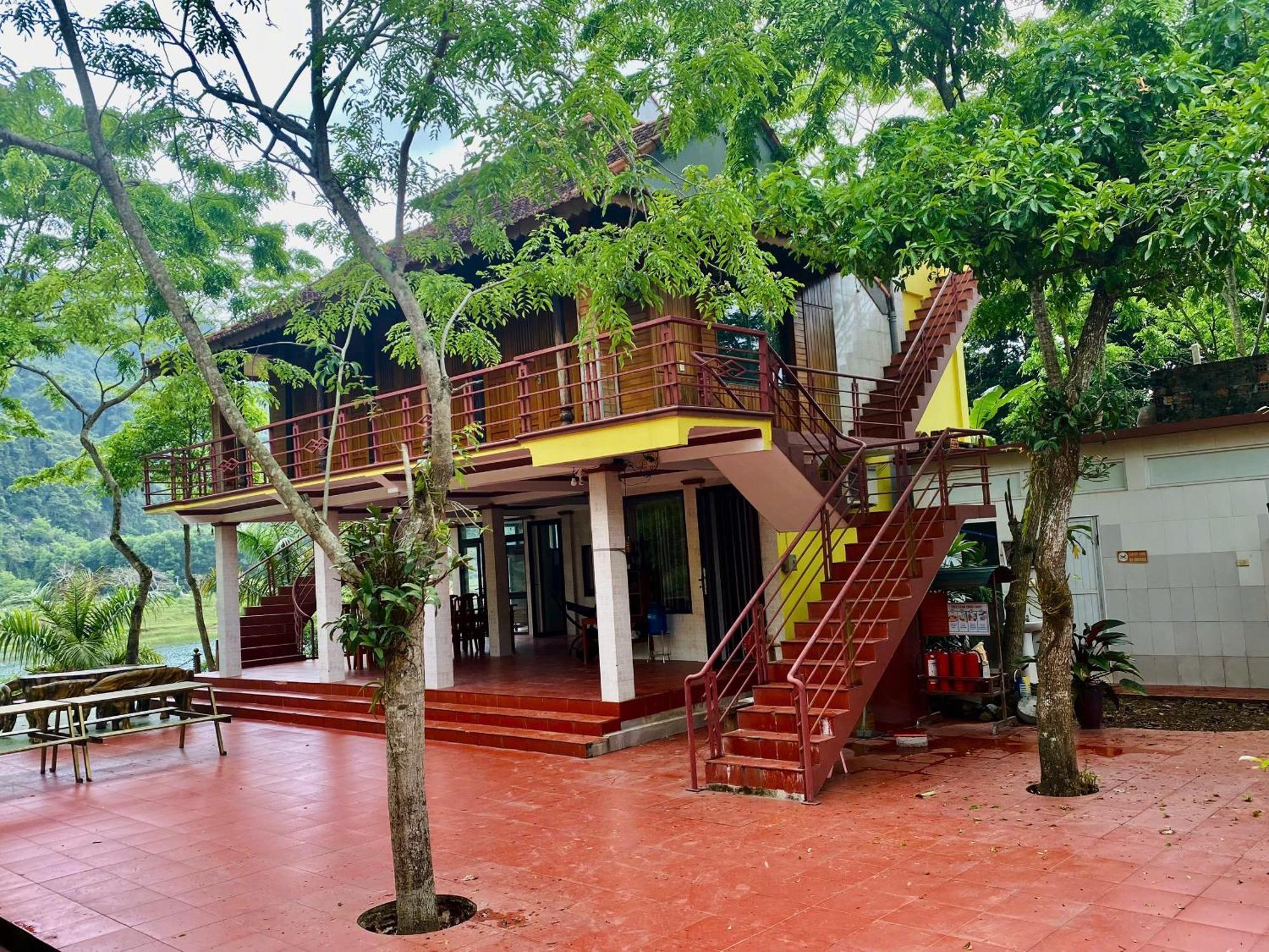 Ho Khanh'S Homestay Фонг Нха Екстериор снимка