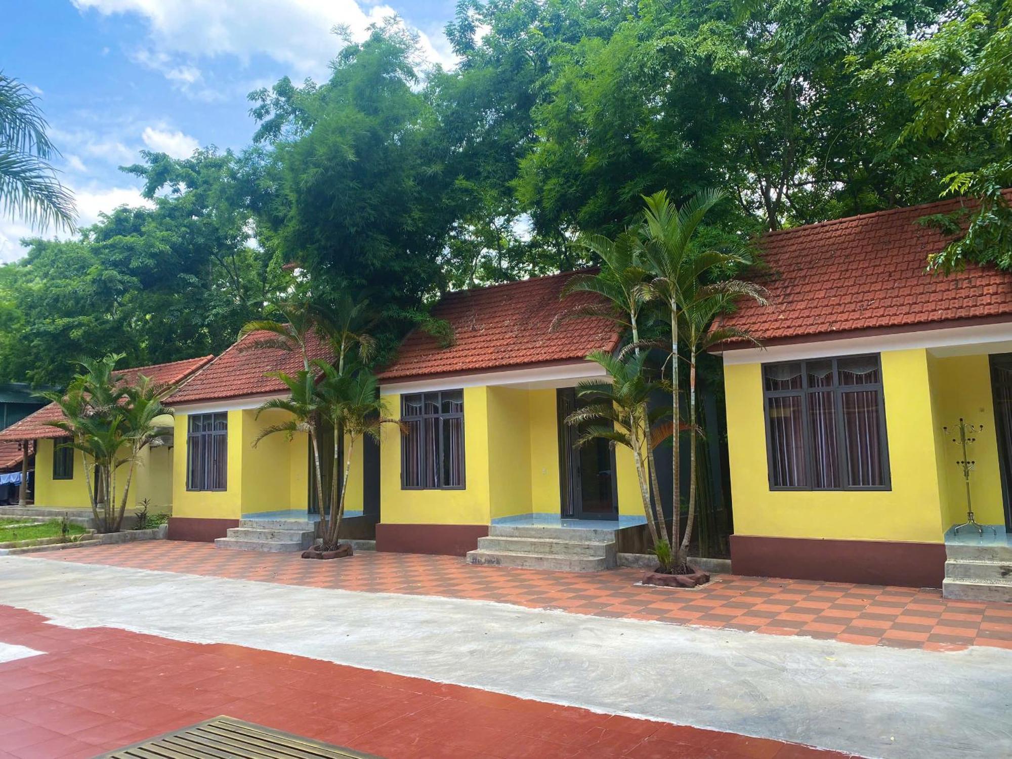 Ho Khanh'S Homestay Фонг Нха Екстериор снимка