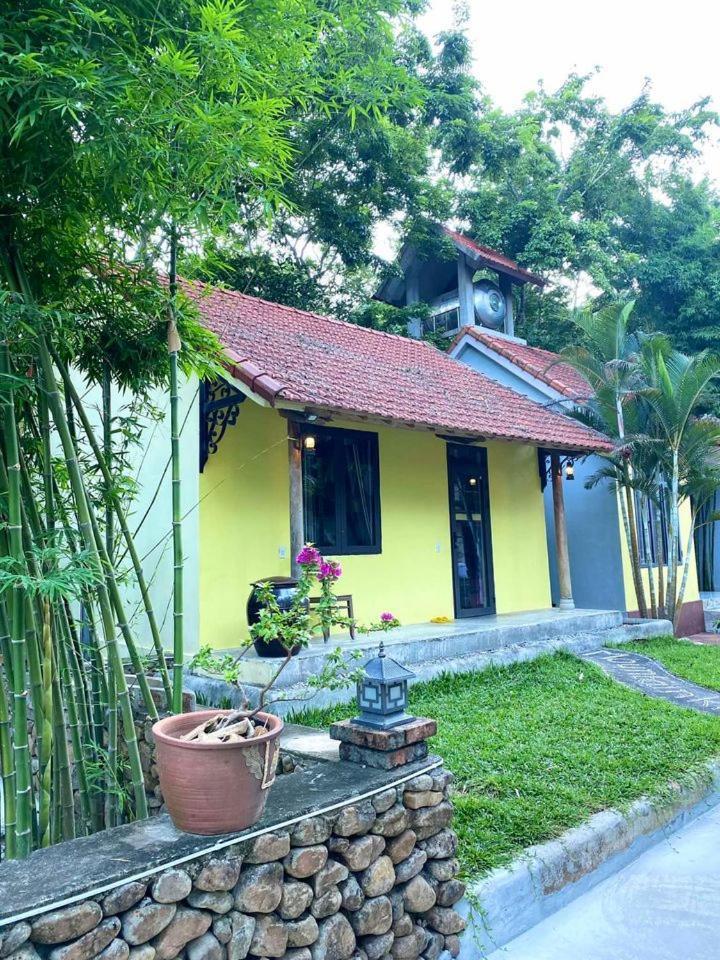 Ho Khanh'S Homestay Фонг Нха Екстериор снимка