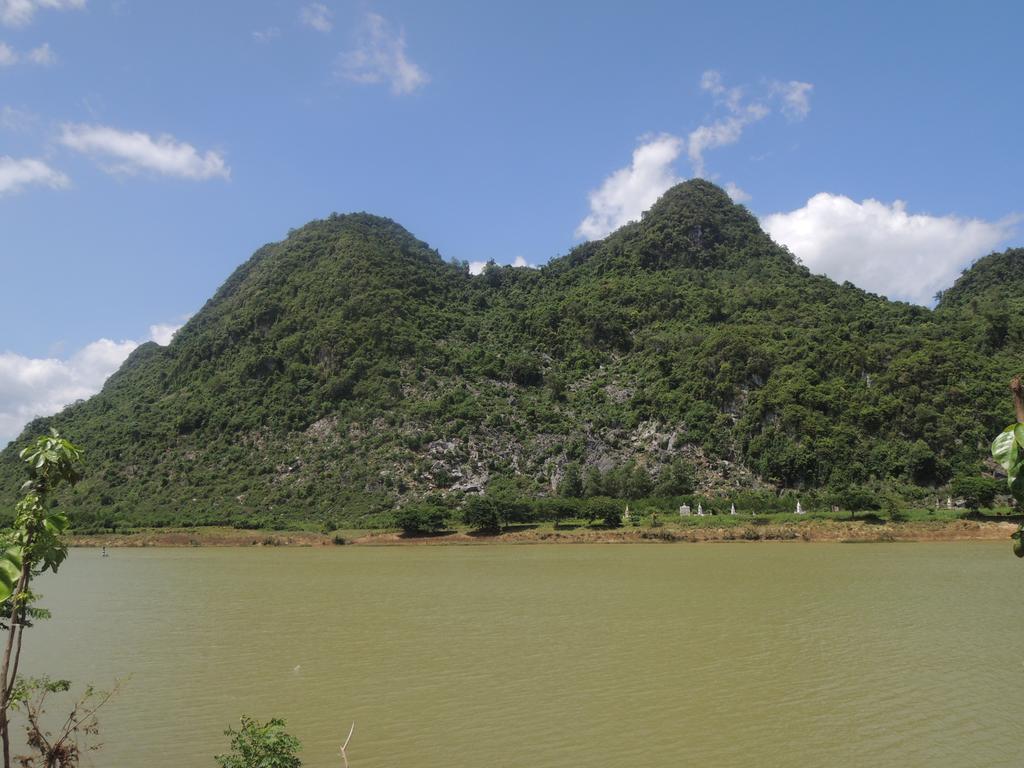 Ho Khanh'S Homestay Фонг Нха Екстериор снимка