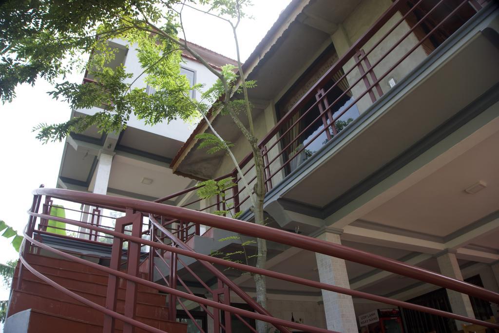 Ho Khanh'S Homestay Фонг Нха Екстериор снимка