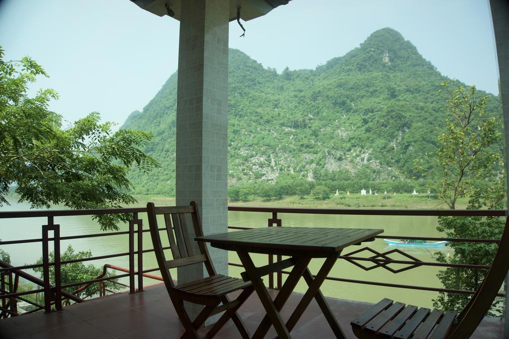Ho Khanh'S Homestay Фонг Нха Екстериор снимка