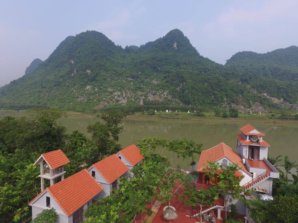 Ho Khanh'S Homestay Фонг Нха Екстериор снимка