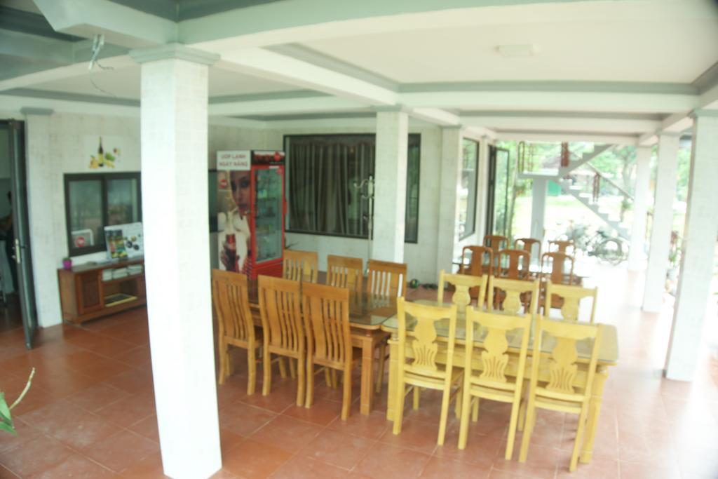 Ho Khanh'S Homestay Фонг Нха Екстериор снимка