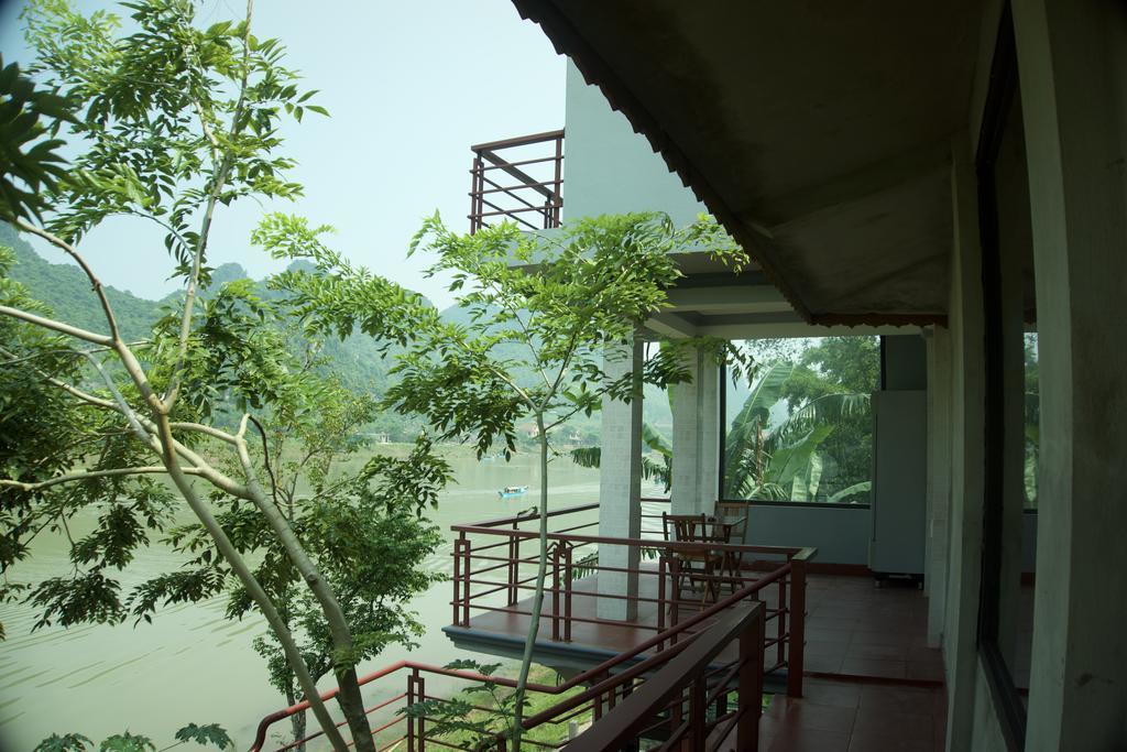 Ho Khanh'S Homestay Фонг Нха Екстериор снимка