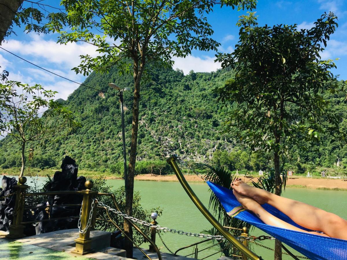 Ho Khanh'S Homestay Фонг Нха Екстериор снимка
